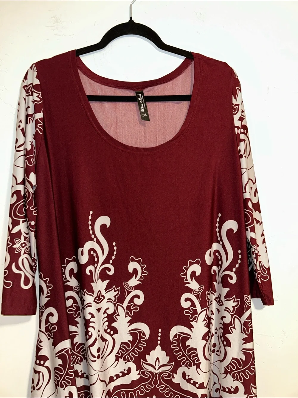 White Mark 2 XL Yanette Polyester Spandex tunic Damask Paisley Style Print